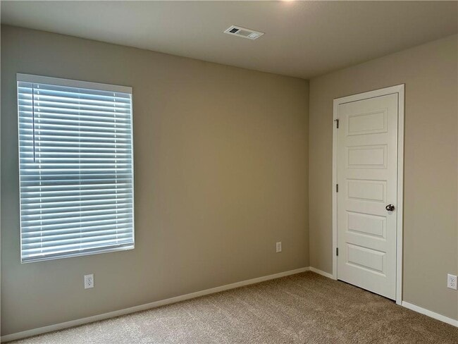 Building Photo - 6823 Devotion St