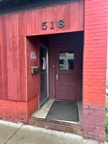 Building Photo - 516 Broadway St S