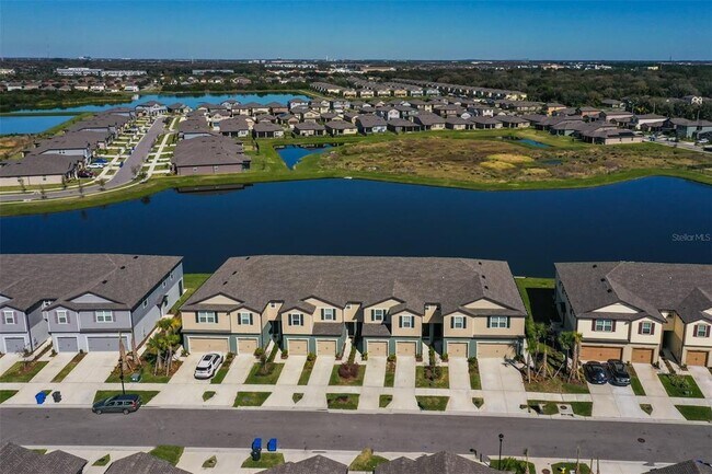 Building Photo - 9162 Hillcroft Dr