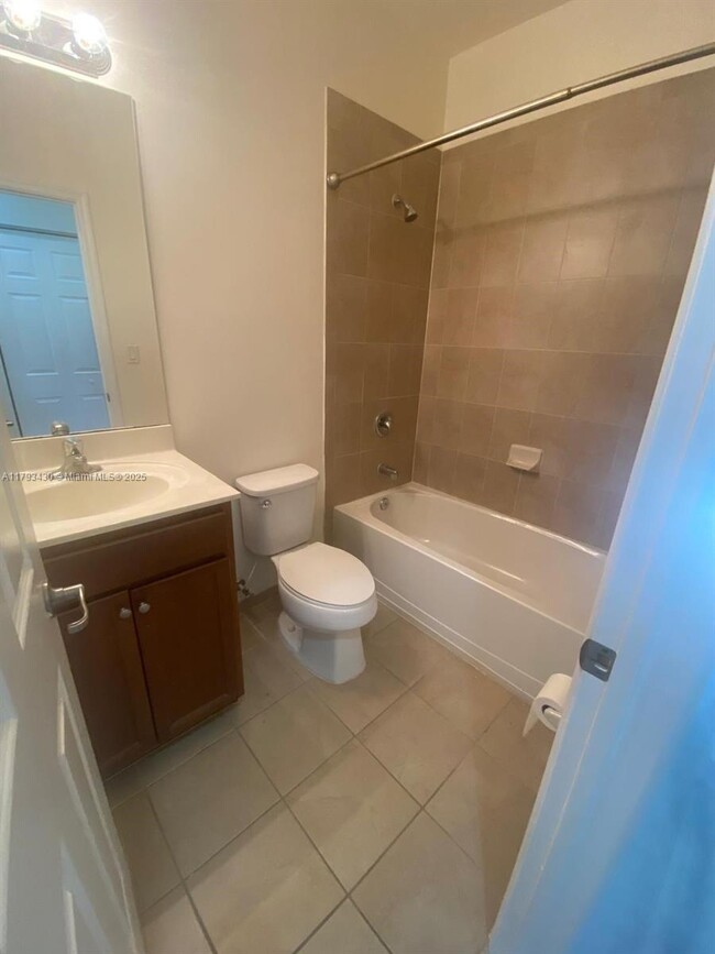 Building Photo - 17460 SW 153rd Ave