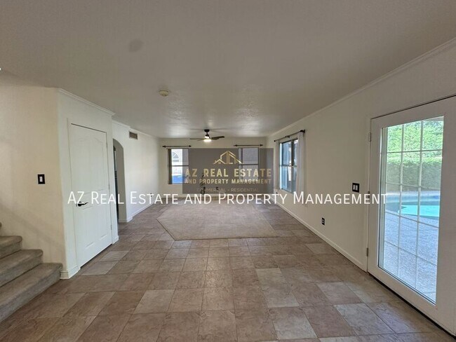 Building Photo - 1150 S Cholla St
