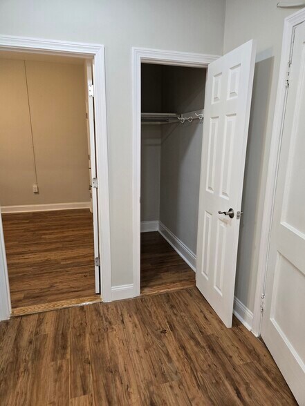 Building Photo - 1197 Commonwealth Ave