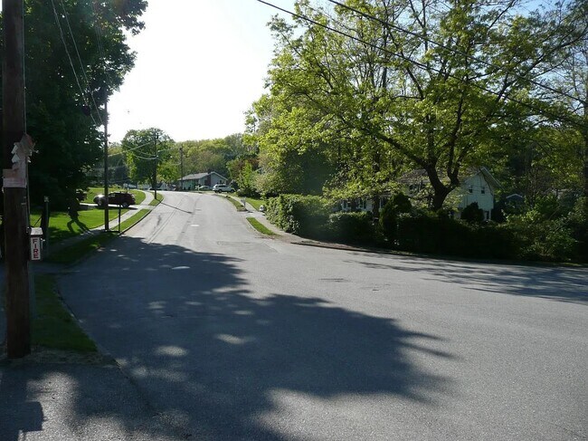 street view 3 - 1 Cayuga Dr