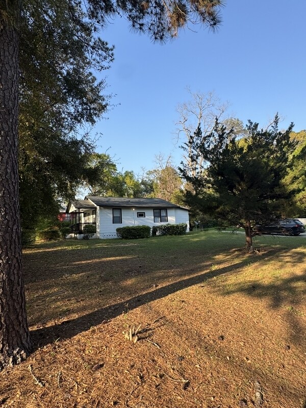 Building Photo - 1107 N Martin Luther King Jr Blvd.