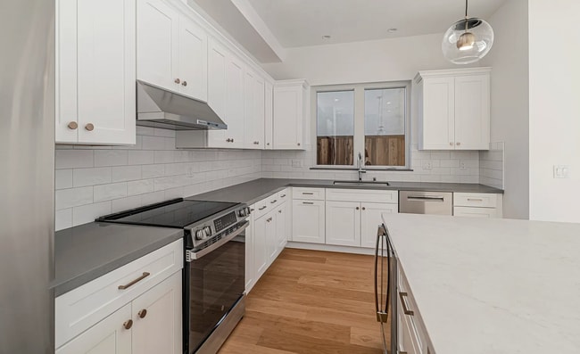 Building Photo - Welcome to The Grove on Kentfield, nestled in Redwood City's charming Palm Park neighborhood.