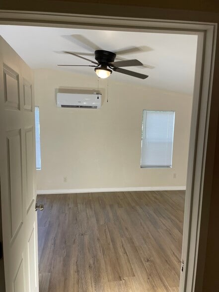 Master Bedroom - 243 Cobb St