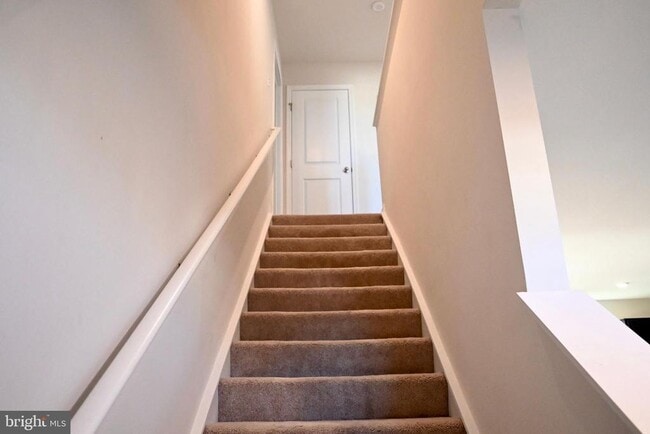 Building Photo - 110 Mariners Wy