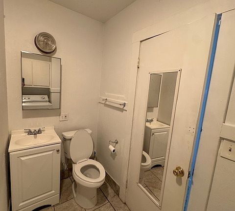 Building Photo - Looking for a place with extra space and easy living?
