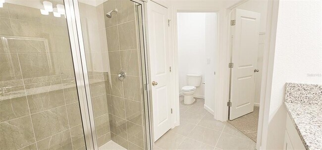 Building Photo - 500 Silver Palm Dr