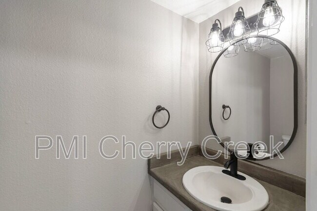 Building Photo - 7905 E Colorado Ave