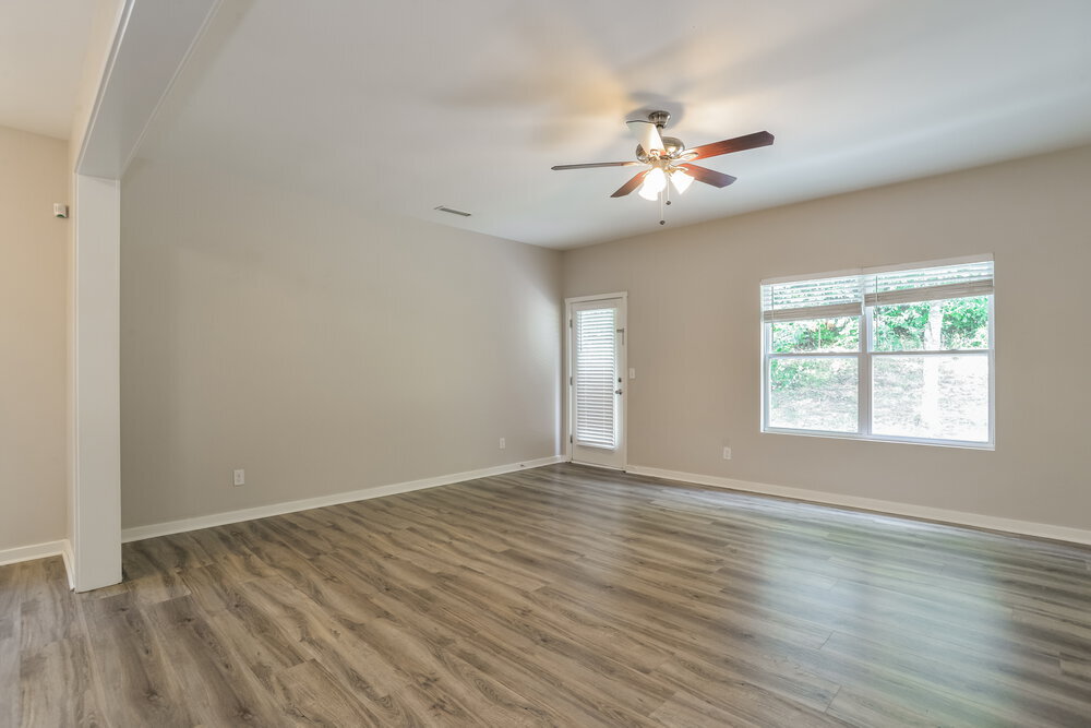 Building Photo - 1048 Joselynn Drive