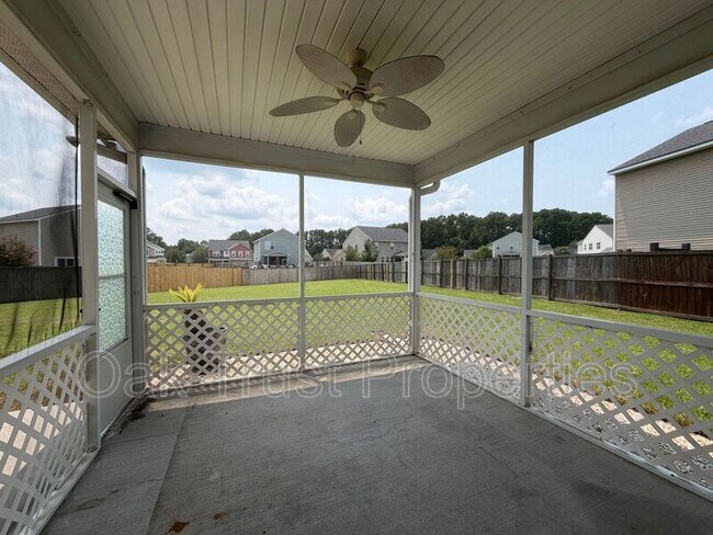 Building Photo - 701 Greymohr Ln