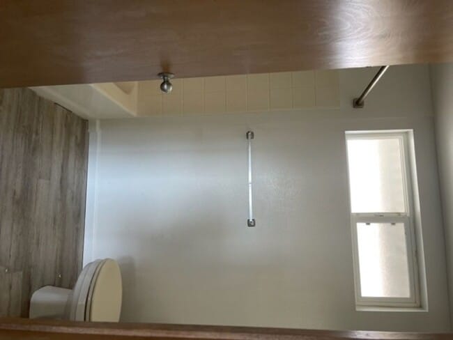 Building Photo - Kahului Ikena 3rd Floor, 2 bedroom/ 2 bathroom Apartment with Parking