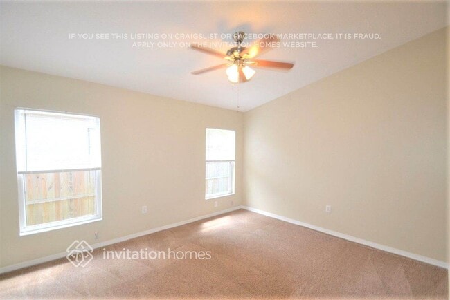 Building Photo - 10825 Peppersong Dr