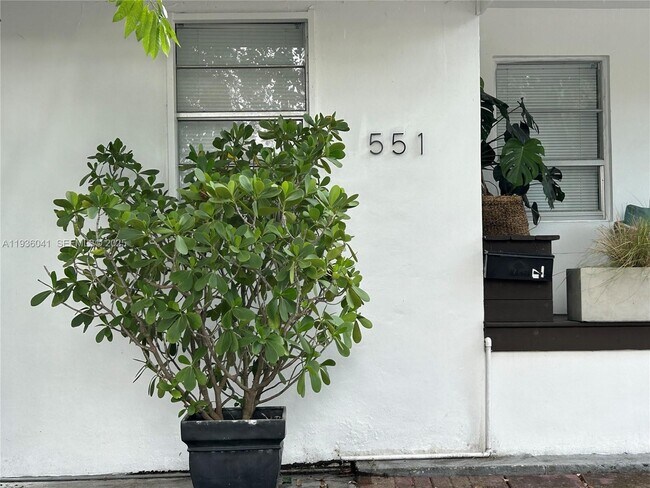 Building Photo - 551 NW 41st St