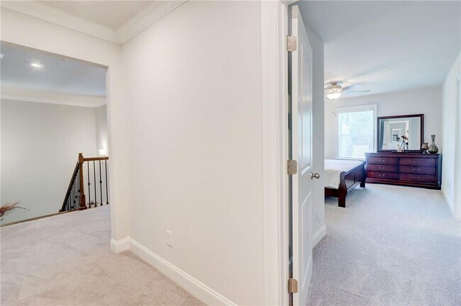 Building Photo - 774 Phil Haven Ln