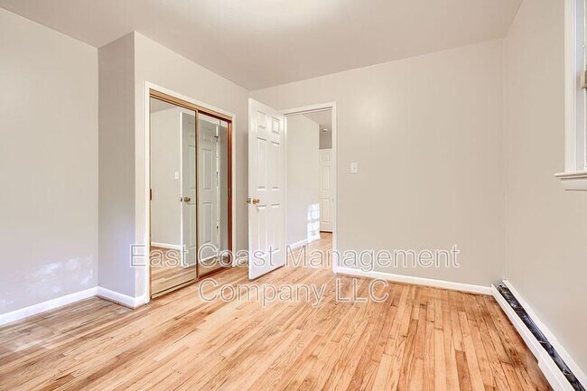 Building Photo - 7071 Pindell School Rd