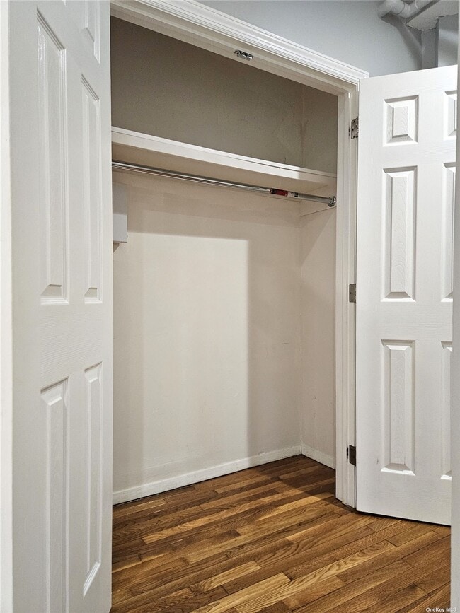 Building Photo - 93 Hempstead Ave