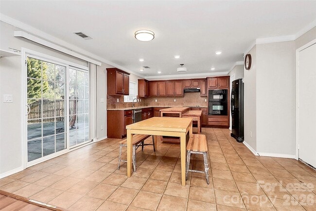 Building Photo - 15611 Normans Landing Dr