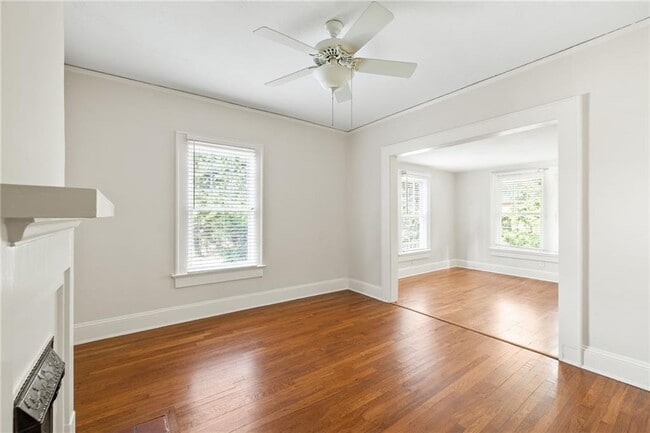 Building Photo - 5450 E Mountain St