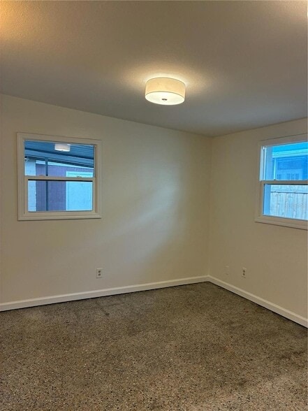 Building Photo - 6905 S Trask St