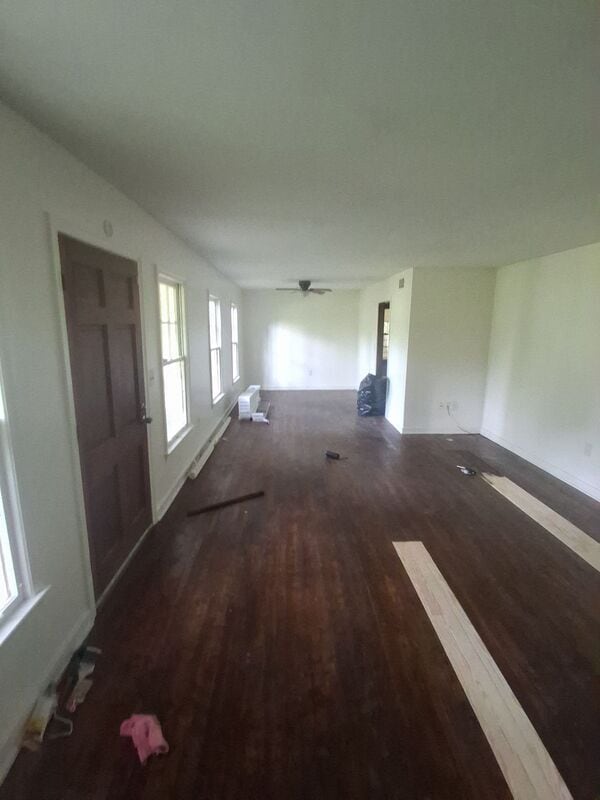 Building Photo - 350 Dona Ave