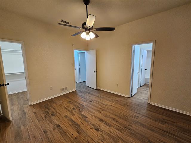 Building Photo - 3149 Tudor Ln