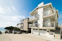 Building Photo - w22144