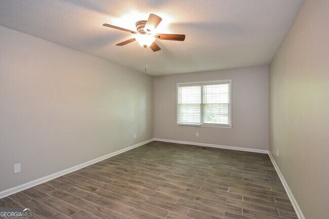 Building Photo - 39 Timber Trail SW