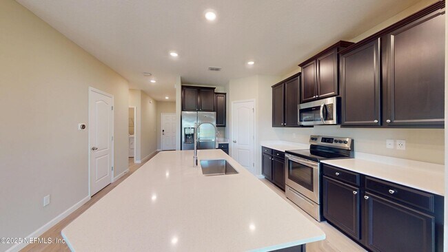 Building Photo - 10169 Powell Creek Ct