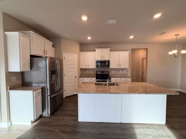 Building Photo - 31247 Palladian Wy