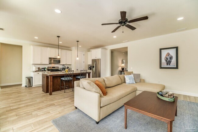 Building Photo - 874 Lowery Dr