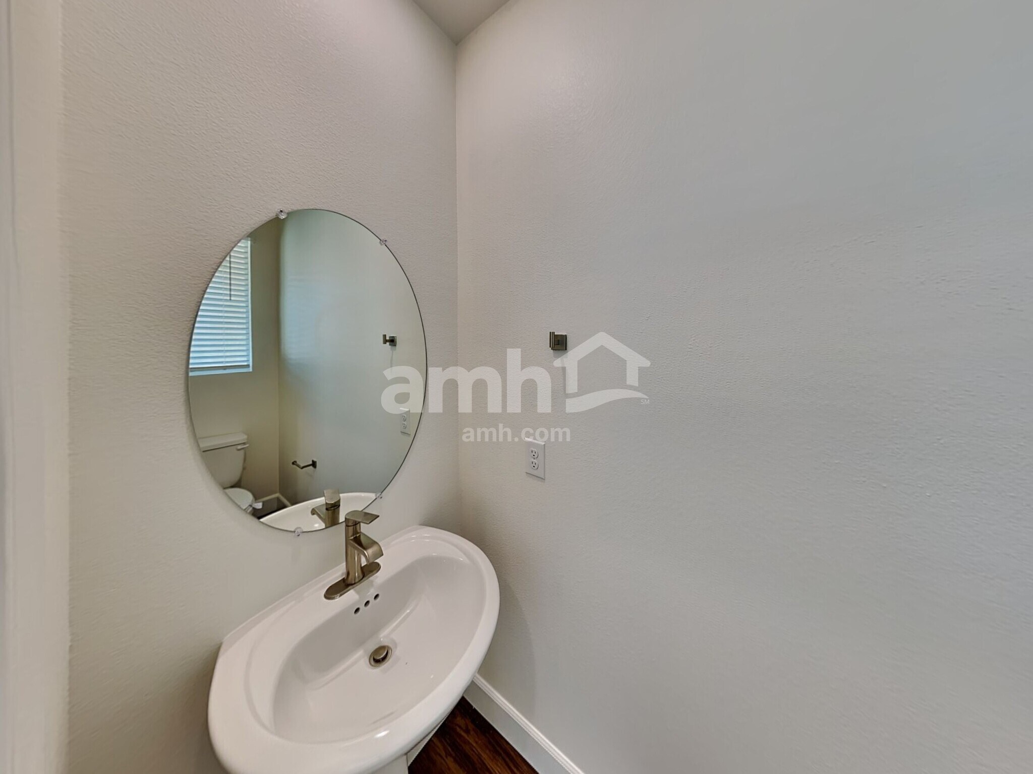 Building Photo - 6034 Theodore St