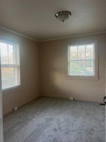 Building Photo - 3315 Torbett St