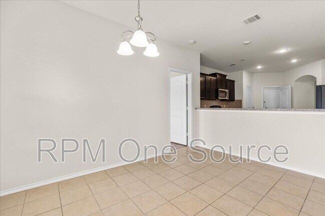 Building Photo - 1729 Park Trails Blvd