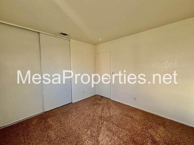 Building Photo - 16953 Sorrento Ln