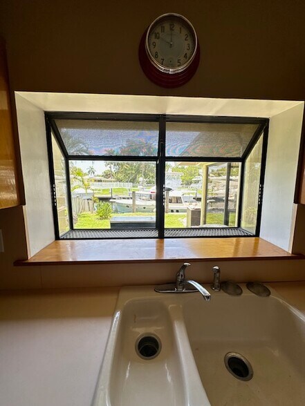 Building Photo - 2678 Key Largo Ln