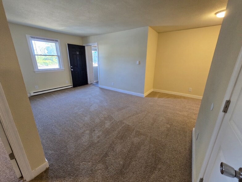 Building Photo - 1517 Halifax St