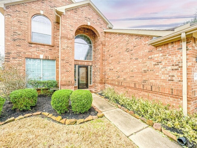 Building Photo - 4806 Lakefront Terrace Ct