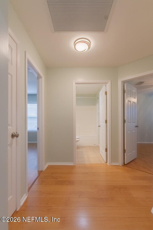 Building Photo - 13966 Sandhill Crane Dr S