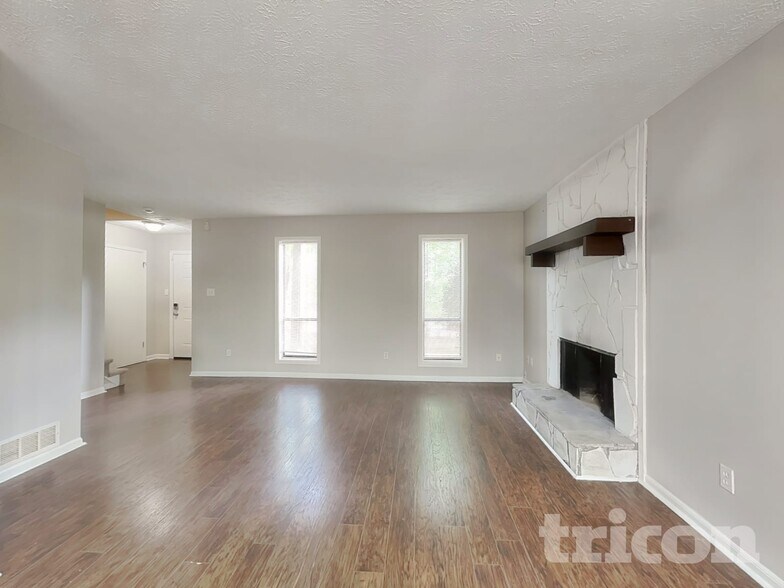 Building Photo - 209 Park Pl Dr