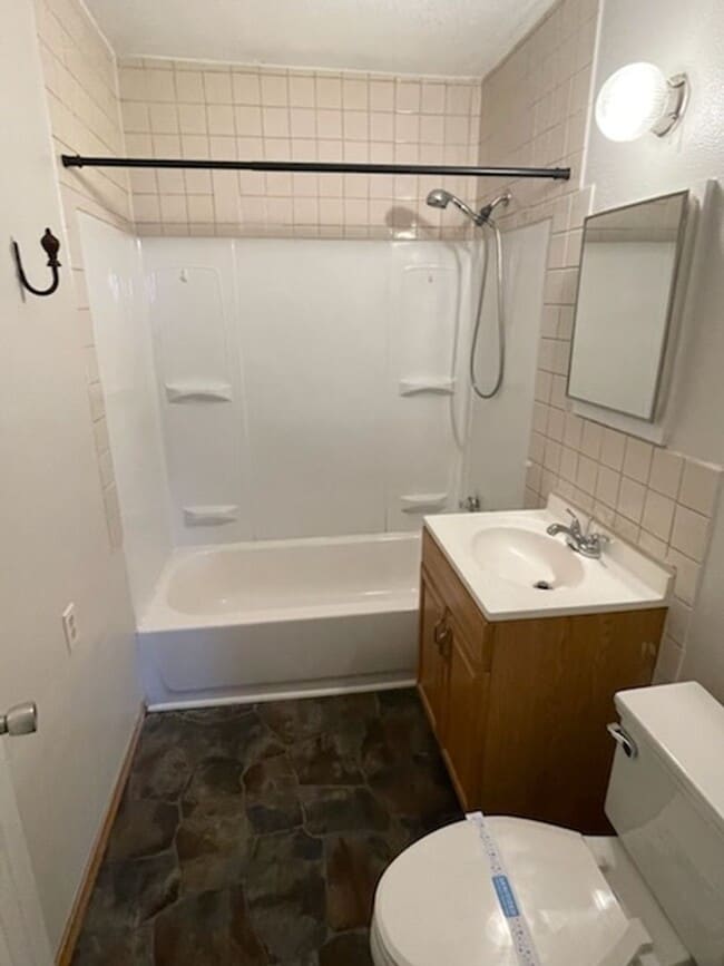 Building Photo - 3509 E Idlewild Dr