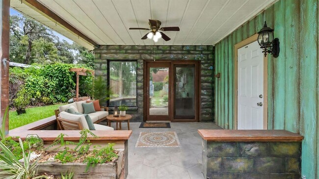 Building Photo - 5304 Rosecrest Cir