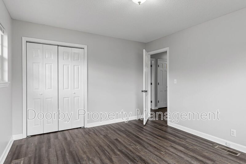 Building Photo - 181 Foster Dr