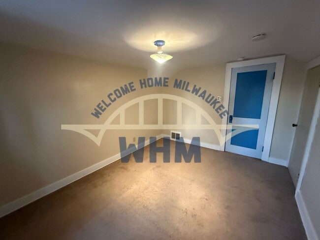 Building Photo - 2054 S 72nd St