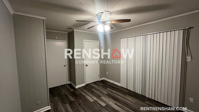 Building Photo - 2547 Courtney Dr