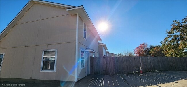 Building Photo - 513 Nelson Ln