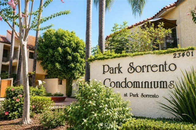 Building Photo - 23401 Park Sorrento