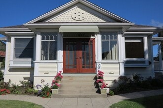 Building Photo - Beautiful 4-Bedroom Home in the Heart of San Luis Obispo!