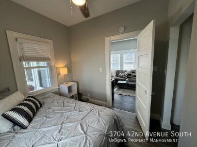 Building Photo - 3704 42nd Ave S